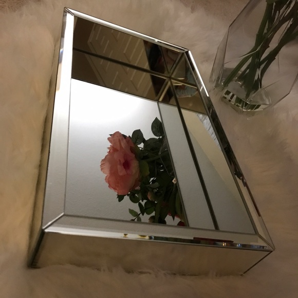 Rectangle Mirrored Tray - Picture 5 of 7